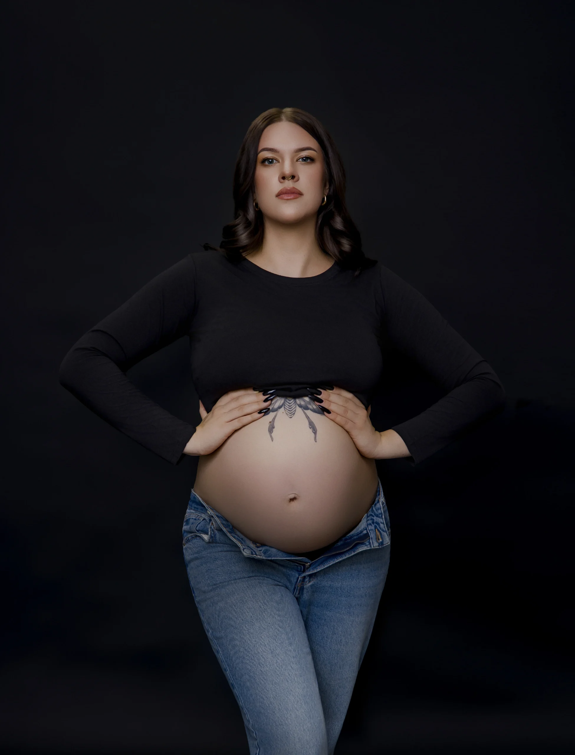 sesja brzuszkowa w studio fotograficznym pod Warszawą okolice Otwocka